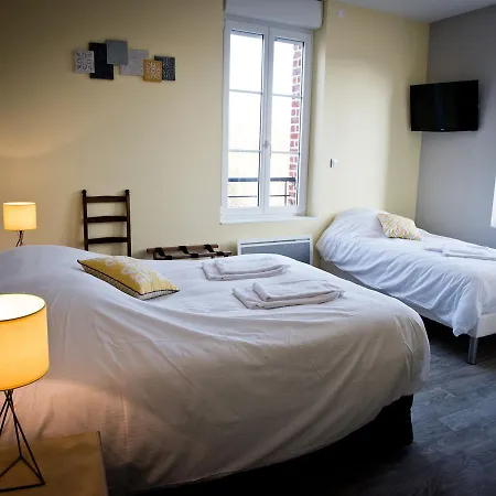 Logis Restaurant Le Relais Fleuri Hotel