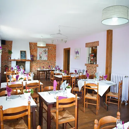 Logis Restaurant Le Relais Fleuri Hotel