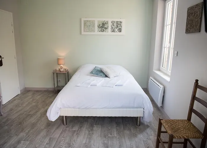 Logis Restaurant Le Relais Fleuri 2* Vervins